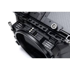 Hộp mờ bằng sợi carbon 4 × 5,65 (Kẹp)