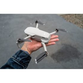 DJI Mini 3 bản có màn hình (DJI RC)