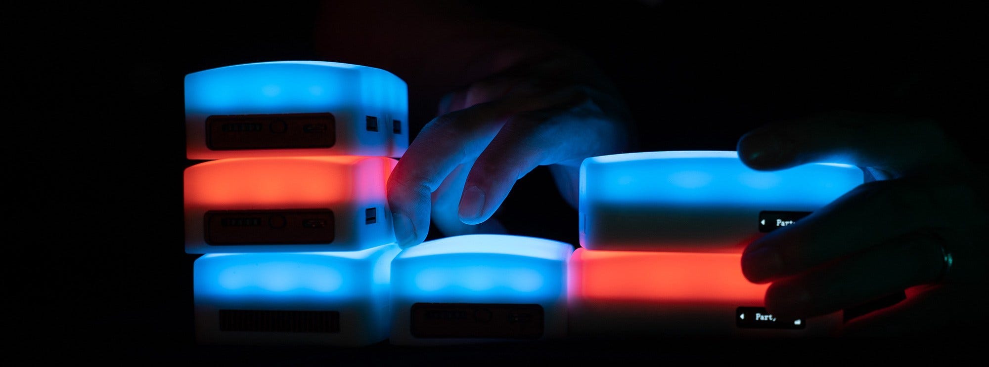 MC RGBWW Led - Cung cấp các chế độ chiếu sáng khác nhau